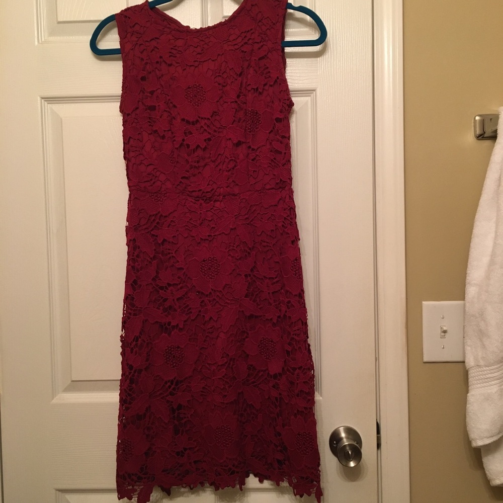 Beautiful Magenta Lace Midi Dress